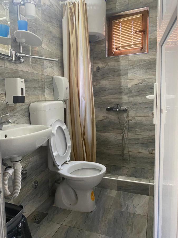 Apartmani Sastavci Тиентище Екстериор снимка