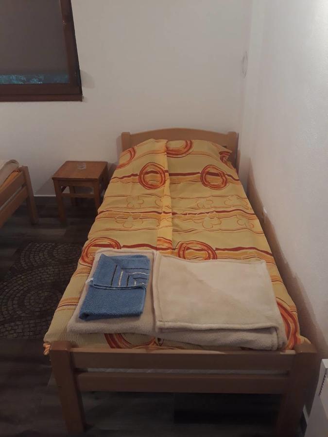 Apartmani Sastavci Тиентище Екстериор снимка