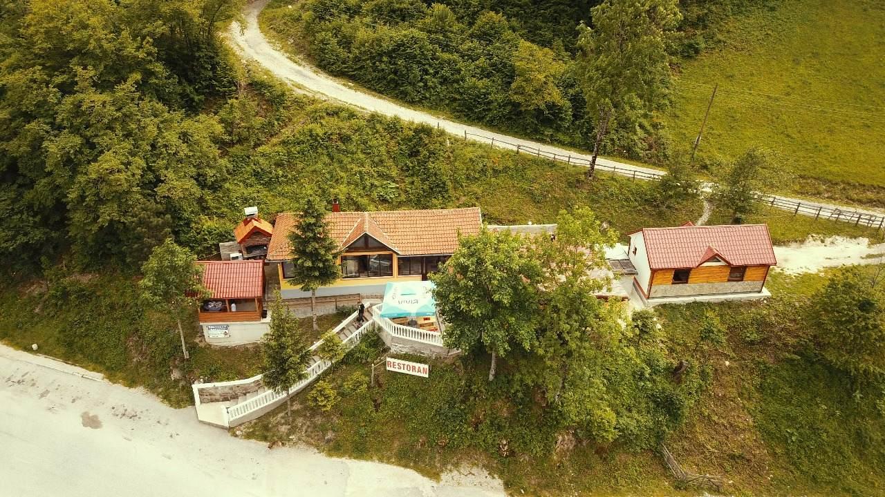 Apartmani Sastavci Тиентище Екстериор снимка